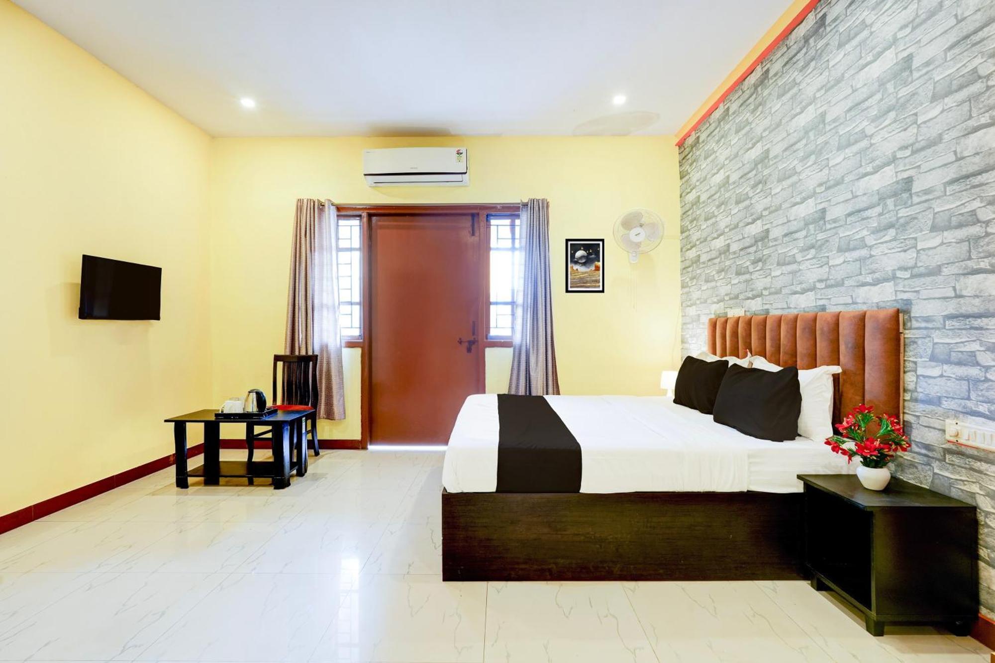 Super Hotel O Hennagara Rd Bommasandara Kammasandra Bagian luar foto