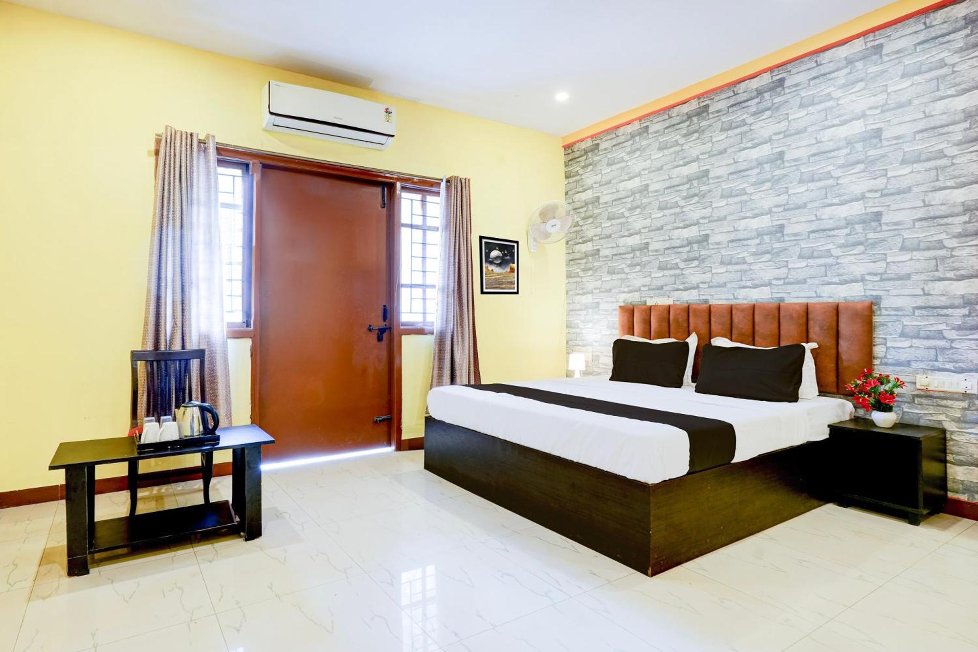 Super Hotel O Hennagara Rd Bommasandara Kammasandra Bagian luar foto